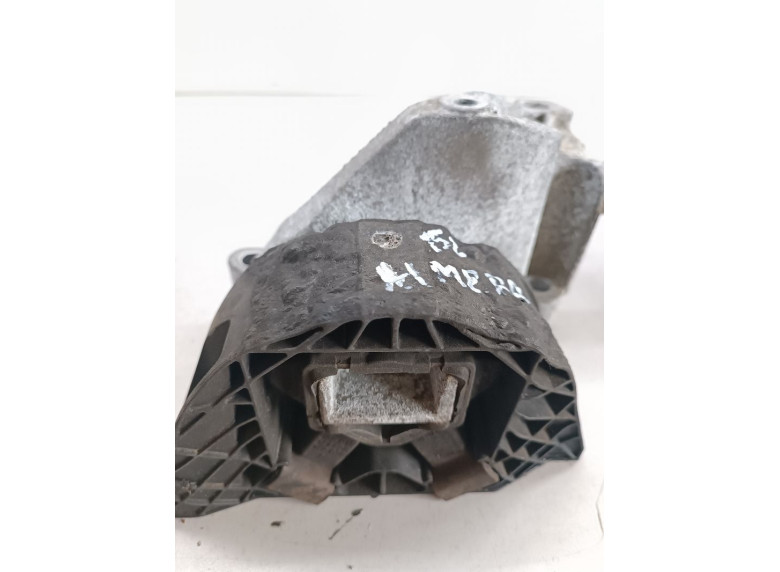 Подушка крепления двигателя к Подушка крепления двигателя к Nissan Almera undefined г. Almera