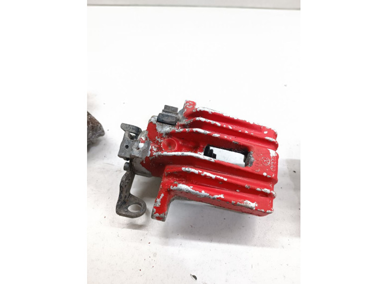 Суппорт задний правый к Volkswagen Polo, 2002г.