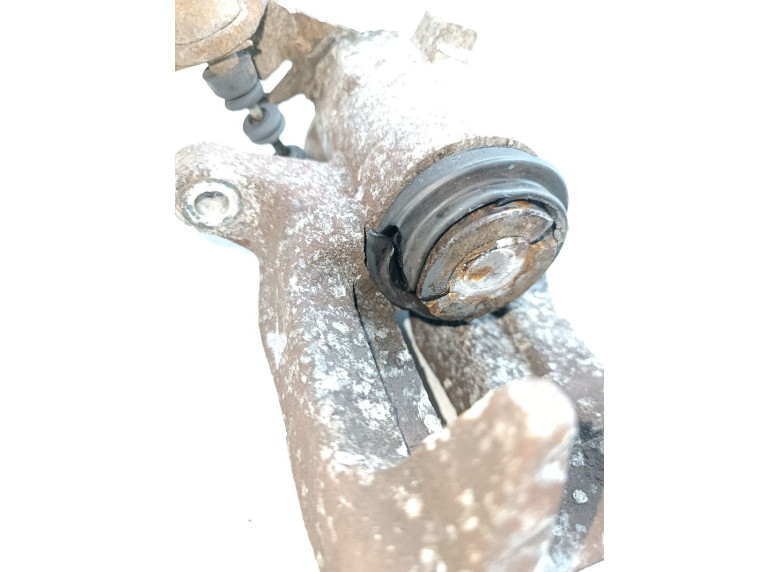 Суппорт задний левый к Volkswagen Golf, 2000г.