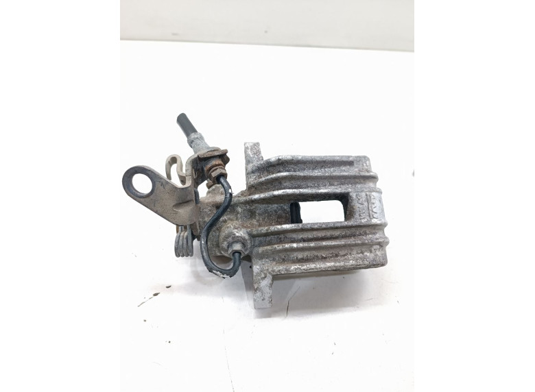 Суппорт задний левый к Volkswagen Golf, 2006г.