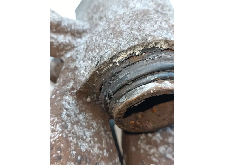 Суппорт задний правый к Суппорт задний правый к Toyota Avensis undefined г. Avensis