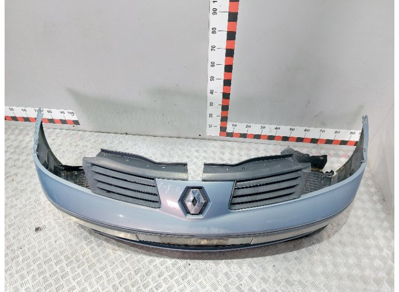 Бампер передний к Renault Espace, 2004г.