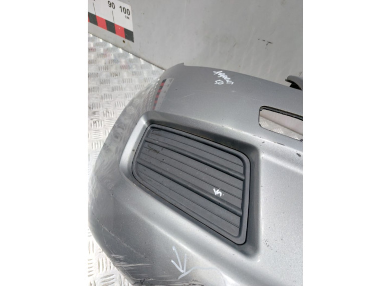 Заглушка (решетка) в бампер передний к Suzuki Swift, 2008г.