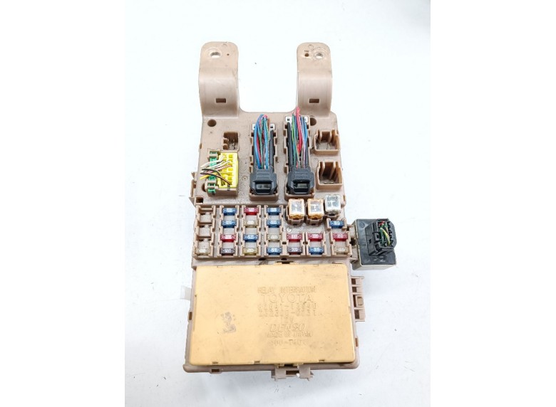 Блок предохранителей к Toyota Corolla Verso