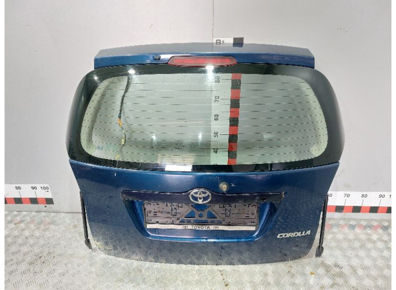 Замок багажника к Toyota Corolla Verso, 2003г.