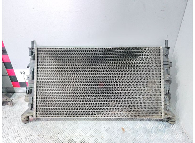 Радиатор (основной) к Volvo C30