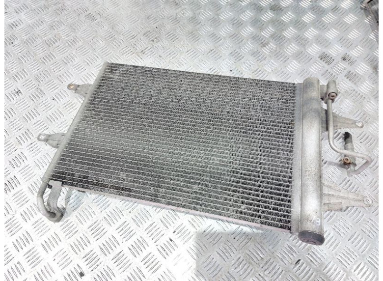 Радиатор кондиционера к Volkswagen Polo, 2006г.