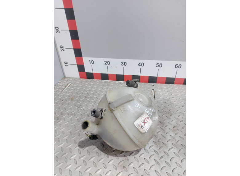Бачок расширительный к Mercedes Vito W639, 2005г.