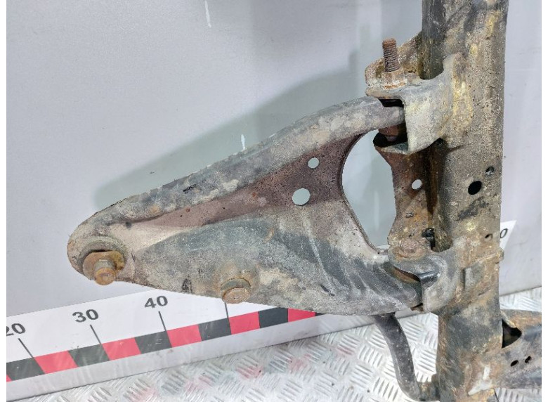 Рычаг передний левый к Nissan Almera