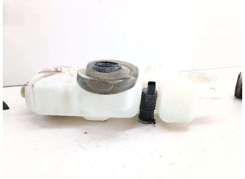 Бачок омывателя к Lada Vesta, 2019г.