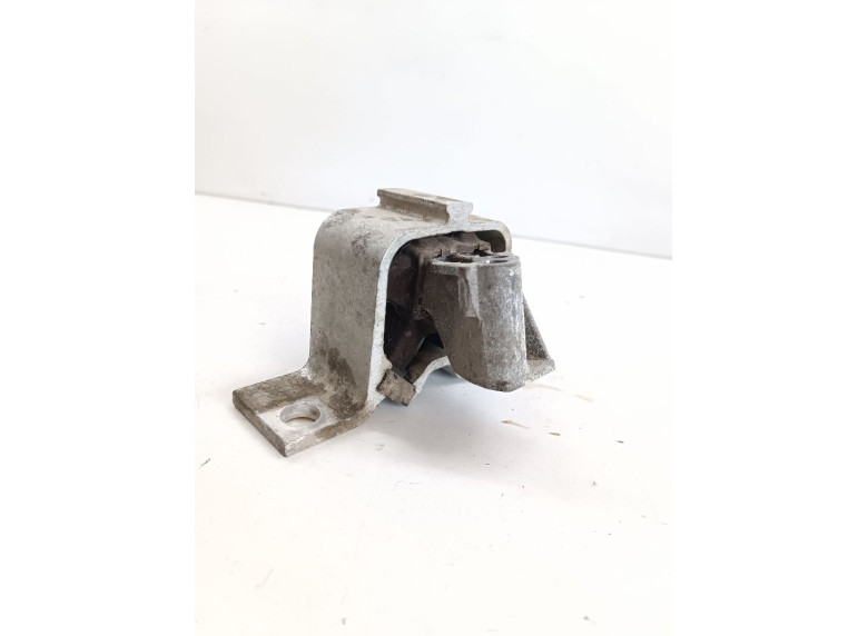 Подушка крепления двигателя к Lada Vesta, 2019г.