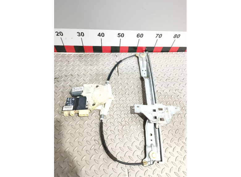 Стеклоподъемник электрический передний левый к Citroen C4, 2008г.