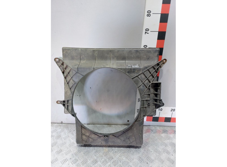 Диффузор вентилятора к Iveco Daily, 2001г.