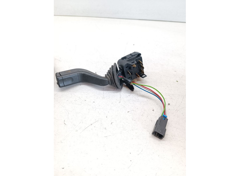 Переключатель поворотов к Opel Astra, 2000г.