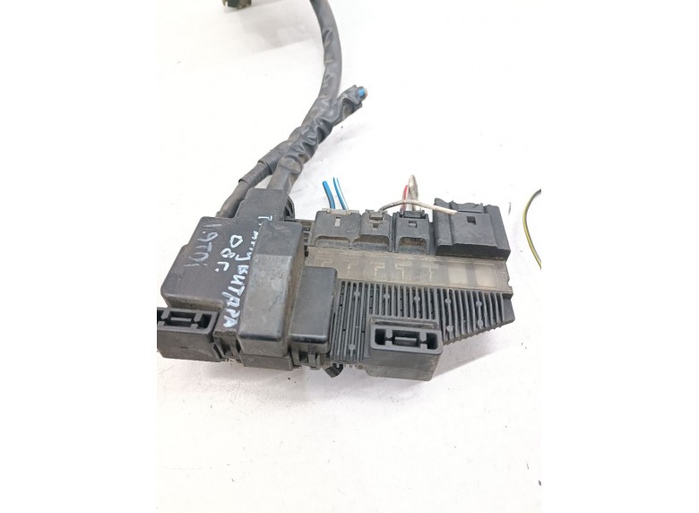 Клемма аккумулятора плюс к Клемма аккумулятора плюс к Suzuki GrandVitara undefined г. Grand Vitara