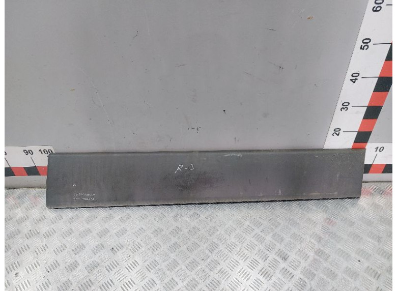 Молдинг (накладка кузовная) к Opel Vivaro, 2005г.