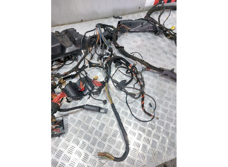 Проводка салона к Audi A6, 2012г.