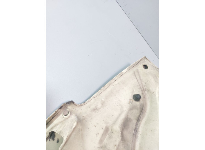 Капот к Volkswagen Transporter, 1997г.