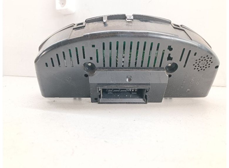 Щиток приборов (приборная панель) к Volkswagen Passat, 2008г.