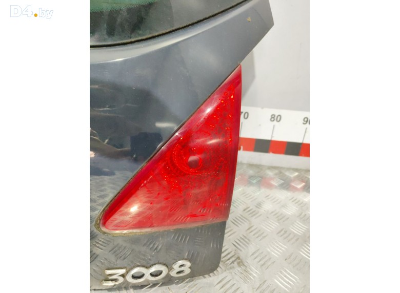 Фонарь крышки багажника правый к Peugeot 3008 undefined г.