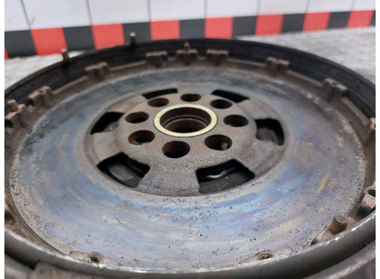 Маховик к Volkswagen Transporter, 1997г.