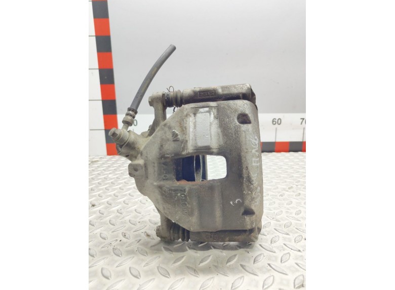 Суппорт передний левый к Peugeot 308