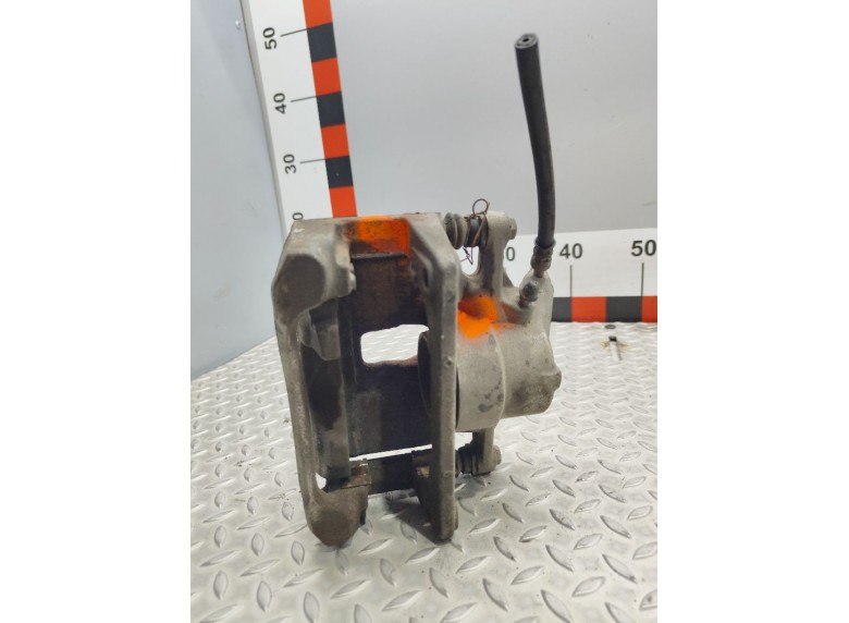 Суппорт передний левый к Суппорт передний левый к Peugeot 308 undefined г. 308