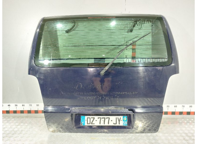 Щеткодержатель задний к Mercedes Vito W638, 1999г.