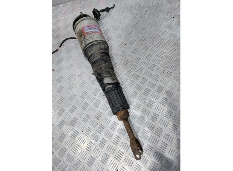 Пневмостойка передняя к Audi A8