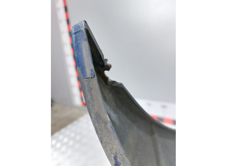 Бампер передний к Opel Zafira, 1998г.