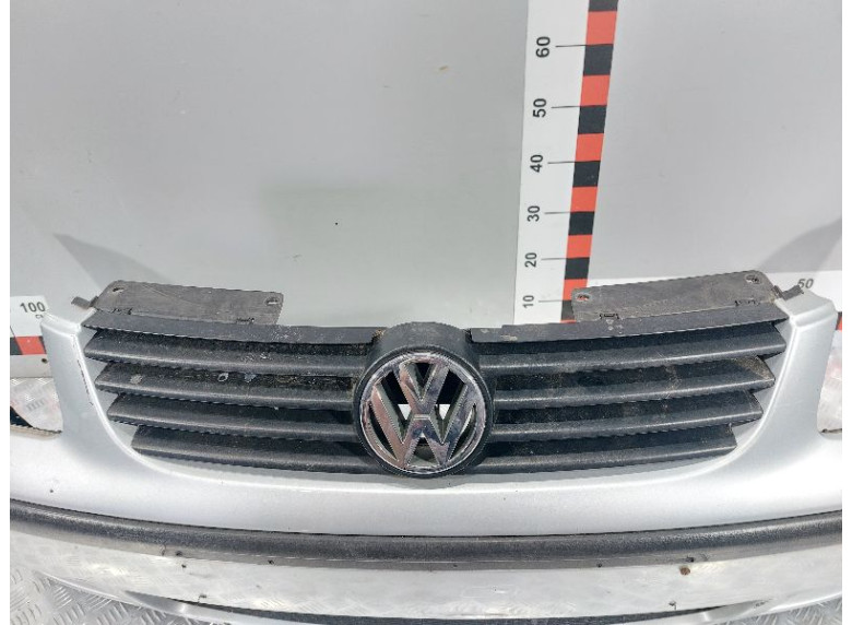 Бампер передний к Volkswagen Polo, 2001г.