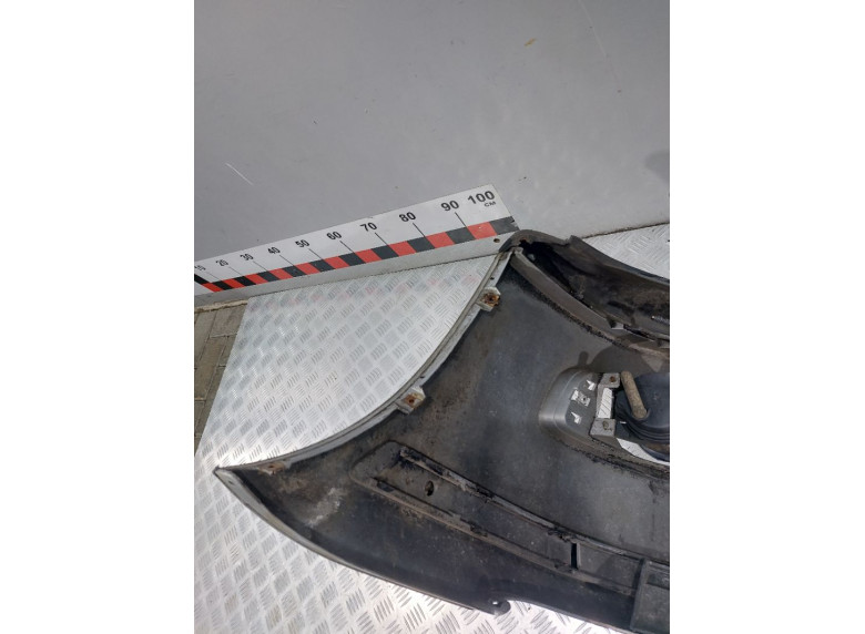 Бампер передний к Volkswagen Polo, 2001г.