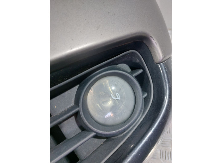 Фара противотуманная левая к Renault Scenic, 2004г.