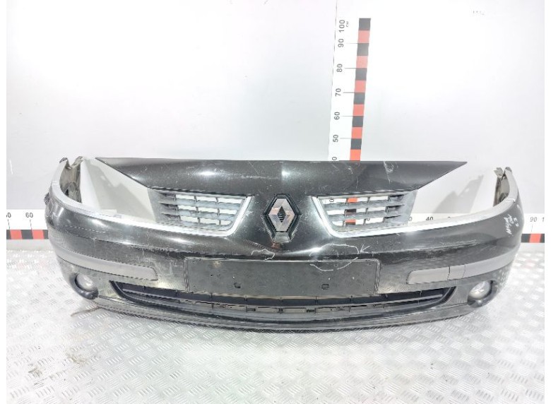 Бампер передний к Renault Laguna, 2006г.