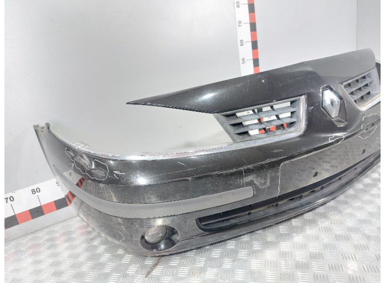 Бампер передний к Renault Laguna, 2006г.