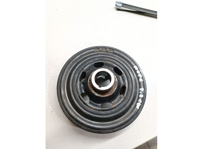 Шкив коленвала к Mercedes C W203, 2003г.