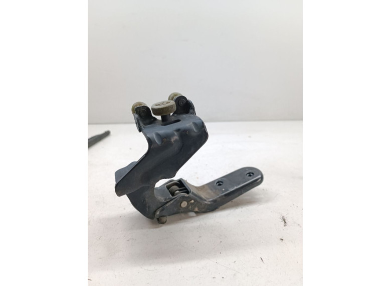 Ролик двери сдвижной к Mercedes Vaneo, 2003г.