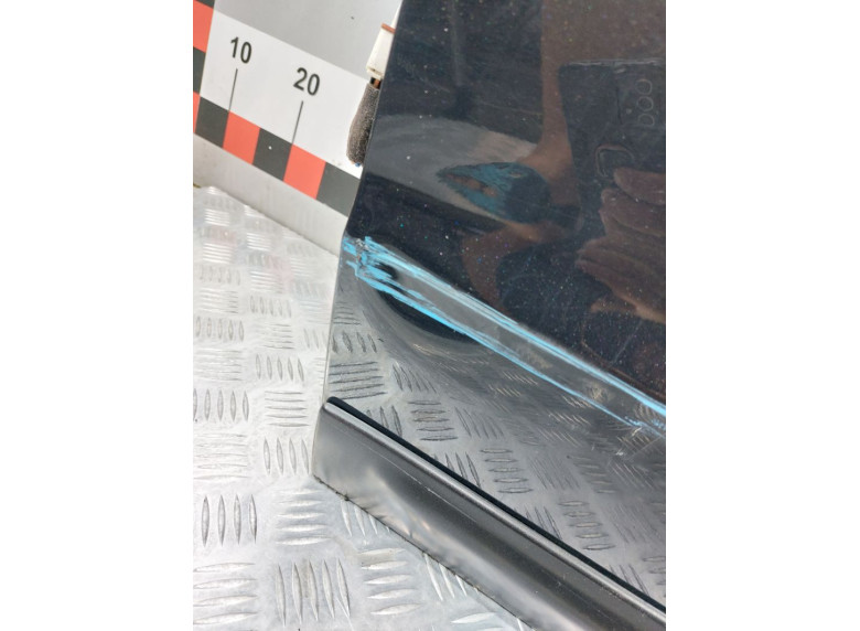 Дверь передняя левая к Hyundai Santa Fe, 2006г.