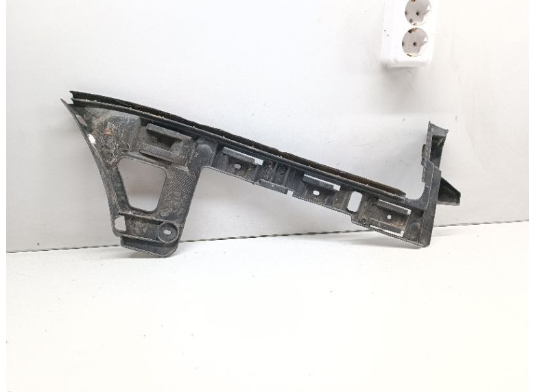 Кронштейн крепления бампера заднего к Volkswagen Passat, 2008г.