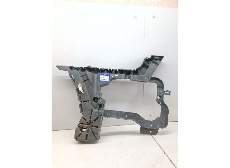 Кронштейн крепления бампера заднего к Volvo V90