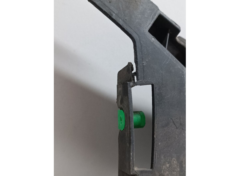 Кронштейн крепления бампера заднего к Кронштейн крепления бампера заднего к Volvo V90 undefined г. V90