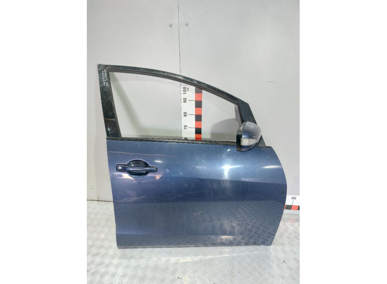 Замок двери передней правой к Mitsubishi Grandis, 2006г.