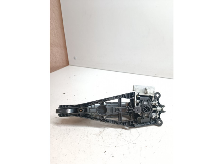 Ручка наружная задняя правая к Opel Insignia, 2011г.