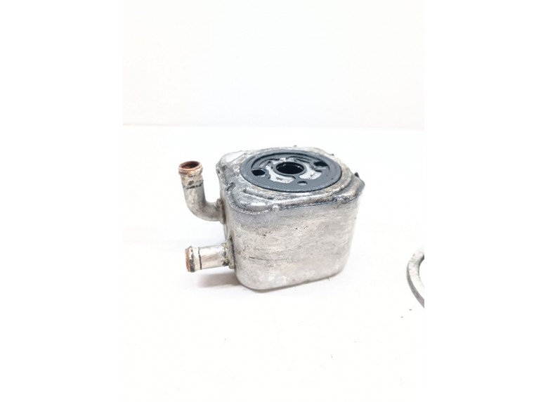 Теплообменник масляного фильтра к Audi A6 undefined г.