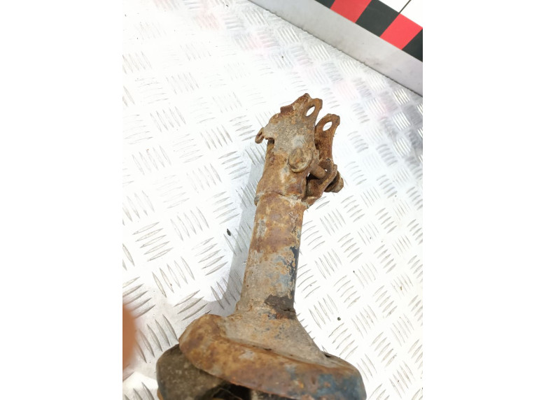 Амортизатор передний к Volkswagen Passat, 1990г.