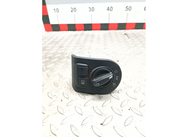 Переключатель света к Lada Granta