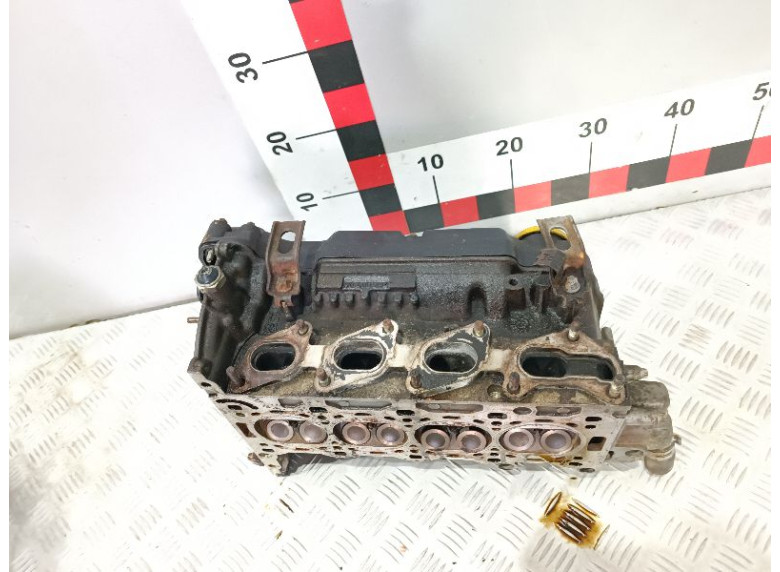 Головка блока цилиндров к Opel Corsa, 2004г.