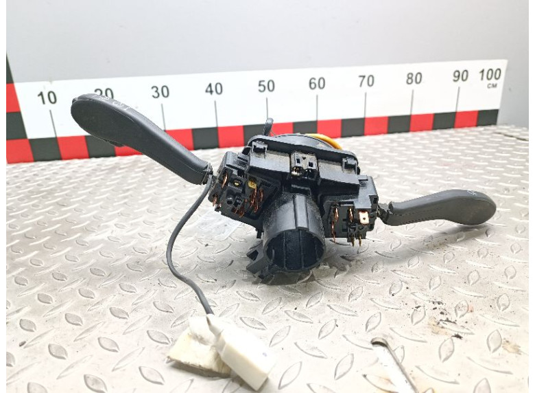 Переключатель подрулевой (стрекоза) к Переключатель подрулевой (стрекоза) к Lada Granta undefined г. Granta