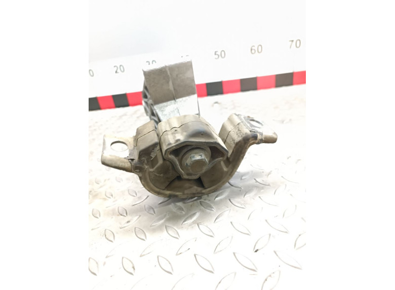 Подушка крепления двигателя к Opel Vectra, 2005г.