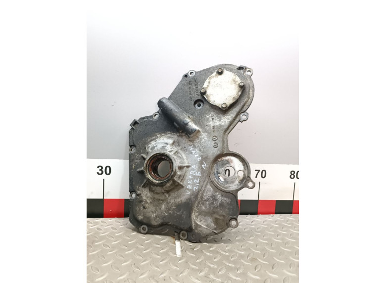 Крышка двигателя передняя к Opel Vectra, 2005г.